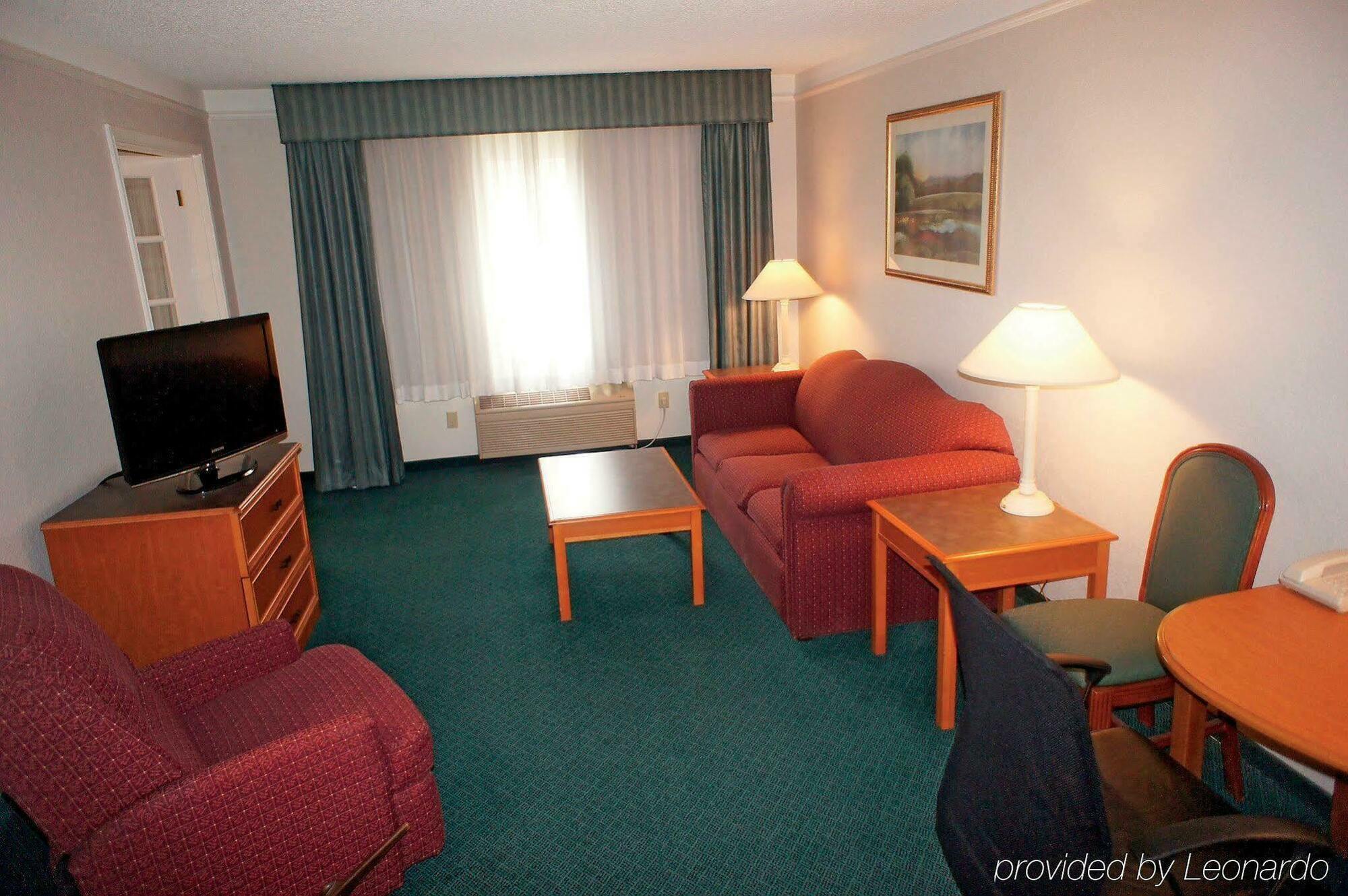 Отель La Quinta By Wyndham Seattle Bellevue / Керкленд Экстерьер фото